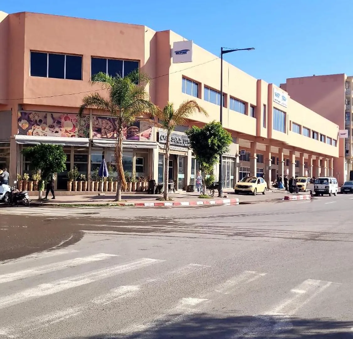 Le 44 Face A La Gare Ctm Et A 10Mn De L'Aeroport Apartment Marrakesh Morocco